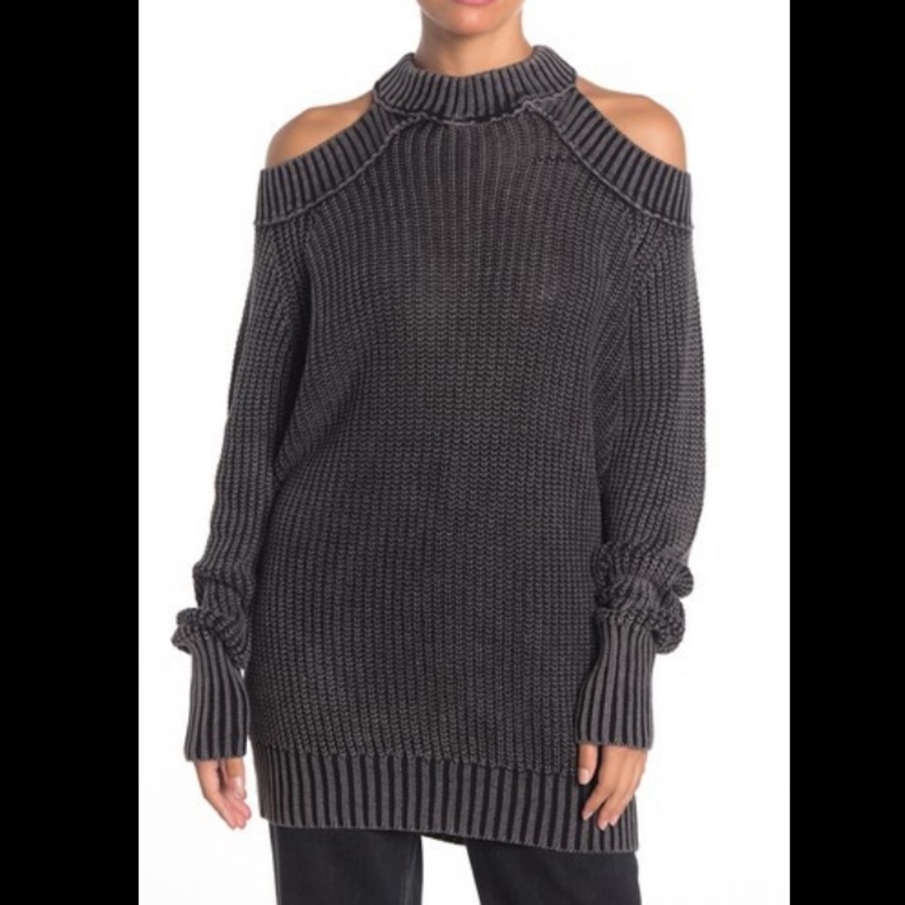 Half Moon Bay Cold Shoulder Pullover